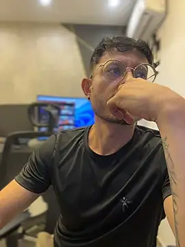 andrewlopezz Шоу с уебкамера