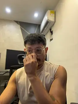 Webkamerová show andrewlopezz