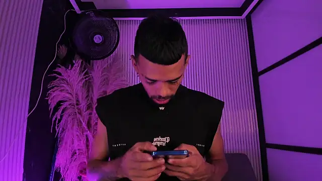 Вебкам-шоу Tyler_204