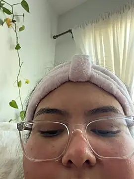 LittleAngelFace's Webcam Show