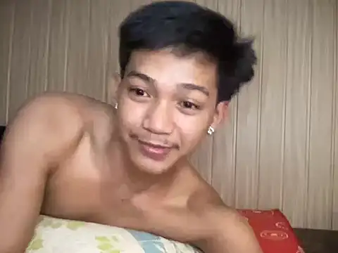 YourcumBoy77 在線直播表演