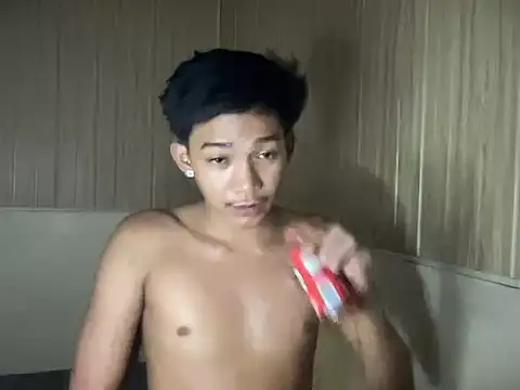 YourcumBoy77 在線直播表演