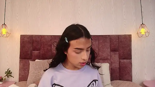 הופעת וובקאם של SamanthaFairyy