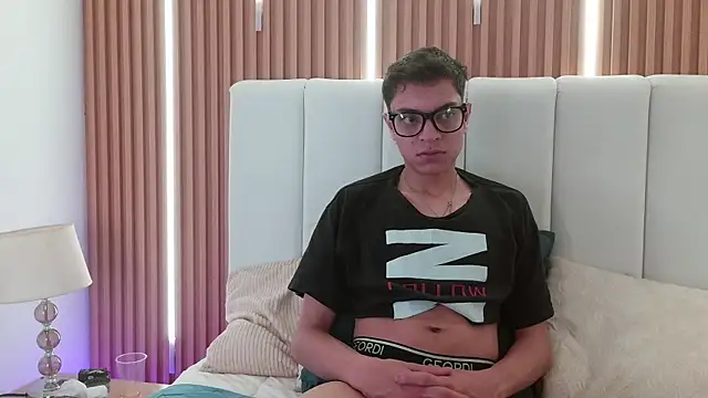 عرض كام Daniel_Sterling