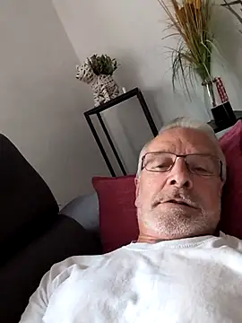 Webkamerová show geill2701