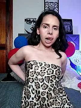 Bianca_Vibe 现场XXX聊天