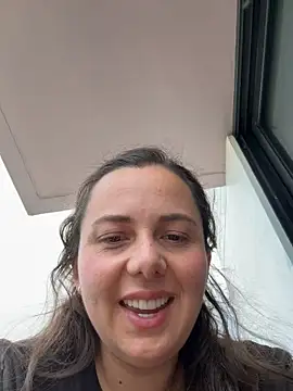 bellag825's Webcam Show