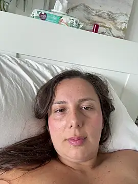bellag825's Webcam Show