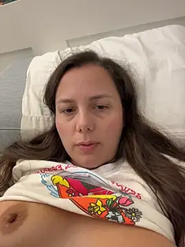 bellag825's Webcam Show