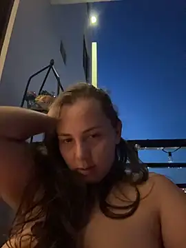 XXX chat uživo modela bellag825