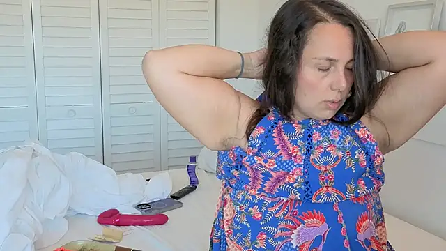 bellag825's Webcam Show