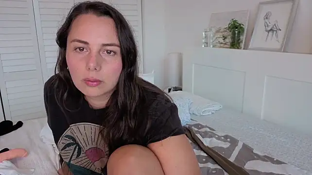 bellag825's Webcam Show