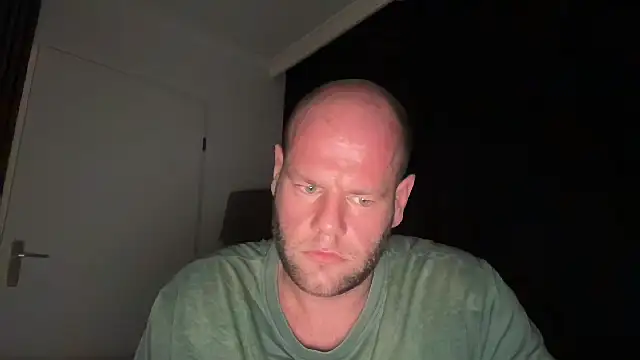 yourplayerone webcam show