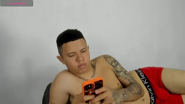 StevenSlimBoyn Webbikameraesitys
