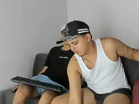 Charlie_Scorpion Show in webcam
