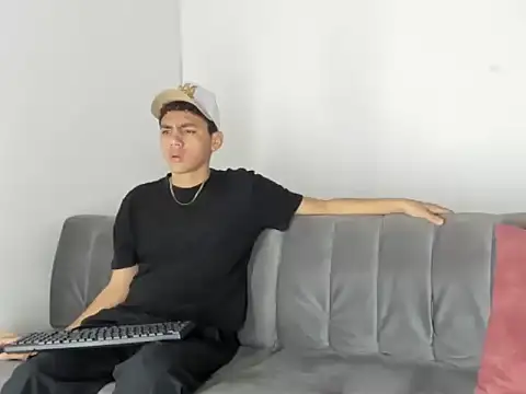 Charlie_Scorpion Шоу с уебкамера