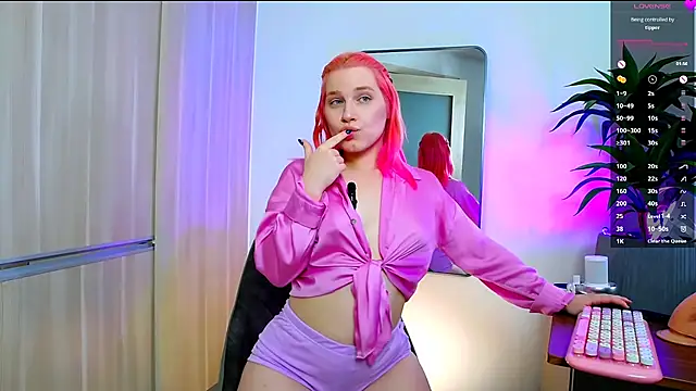 Chatroom XXX en direct de MinaGloww