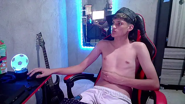 Pokazy przed kamerką – Pablito_Junior11