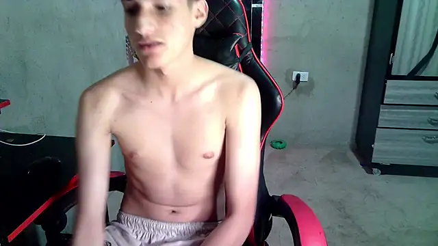 Pablito_Junior11's Webcam Show