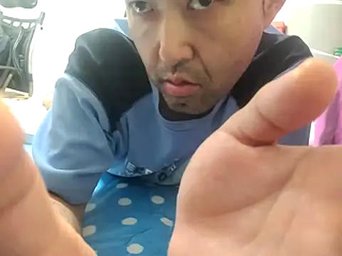 bch1045 Show in webcam