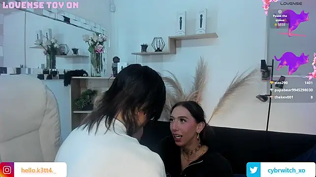 Kitty_vamp Show in webcam