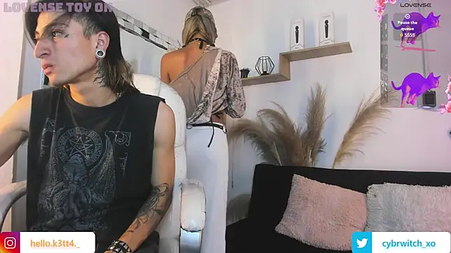 Kitty_vamp's Webcam Show