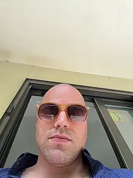 Showrunnerwright1on1n Webbikameraesitys