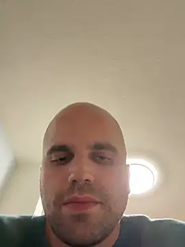 Showrunnerwright1on1 webkamerás műsora