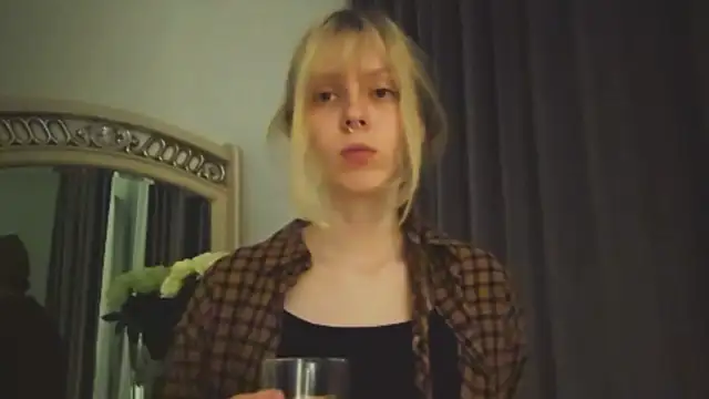 CowledScript's Webcam Show