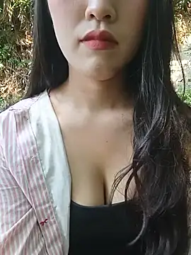 Elina68 Adlı Modelin Web Kamerası Şovu