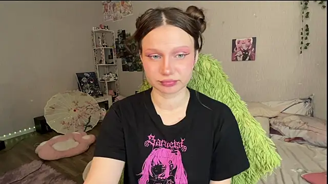 Živá chatovací místnost lilidip