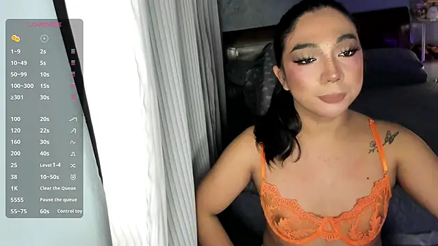 why_notcoconut's Webcam Show