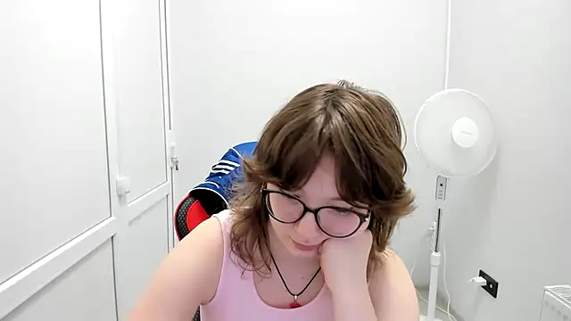 HachiYume's Live XXX Chat