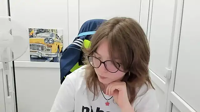 HachiYume Live XXX Chat
