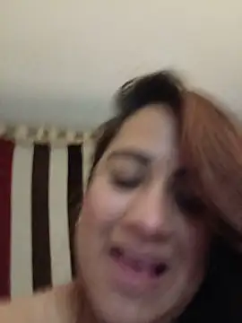 Arya_Gomez élő XXX-chatje