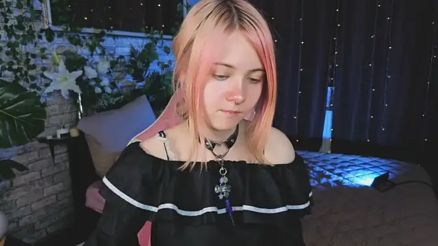 Miiu_miiu's Webcam Show
