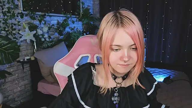 Miiu_miiun Webbikameraesitys