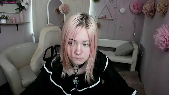 Miiu_miiu live XXX chat