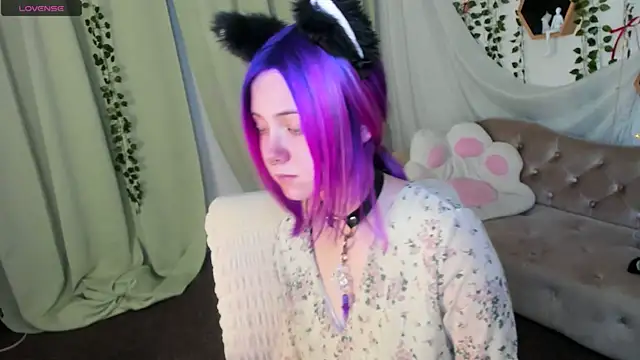 Miiu_miiu Chat XXX in diretta