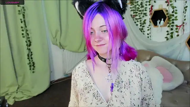 Chatroom XXX en direct de Miiu_miiu
