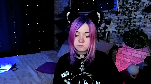 Онлайн чат XXX Miiu_miiu