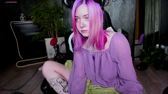 Miiu_miiu – Naživo XXX chat