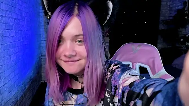 Miiu_miiu Chat XXX in diretta