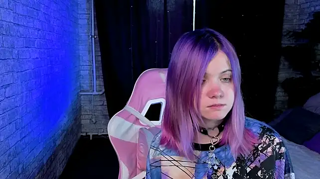 XXX chat uživo modela Miiu_miiu