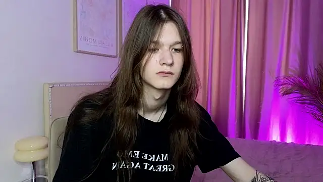 l1l2th Show in webcam