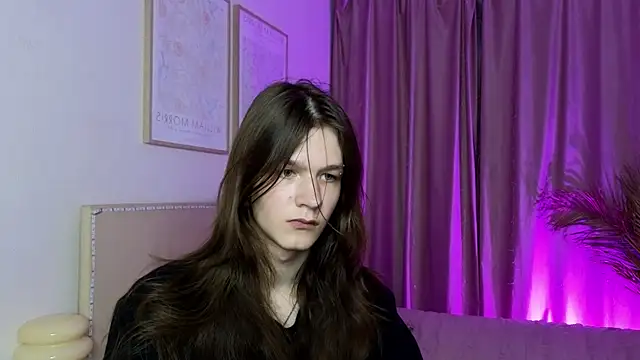 l1l2th: вебкам-шоу