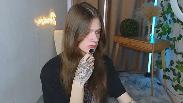 l1l2th Show Webcam