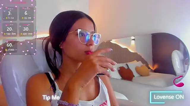Iris8__ 라이브 XXX 채팅