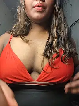 Czat XXX na żywo – cam_akansha