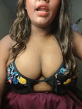 Chat +18 de cam_akansha ao vivo